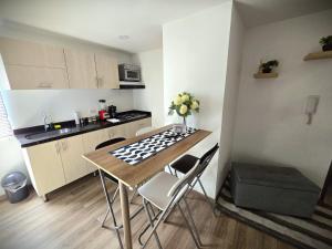 Minimalista y Confortable Apto con capacidad hasta 6 personas