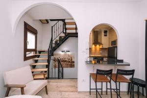 Calidez urbana en el centro by CABANA Rentals