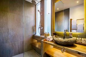 Alma Picturesque 5 BR Private Pool Villa ZN338