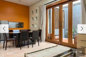 Newly Large Villa 3BR Dago Bandung by 2ndHome