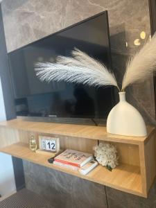 Acqua Private Residences Livingstone Tower