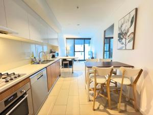 Lux Living in Heart of Brisbane