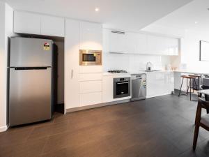 Lvl 24 Bluey Themed family apartment in the heart of CBD by Stylish Stays