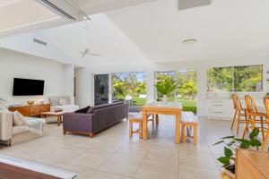 Black Rocks Hideaway - 3BR Beach Home by uHoliday