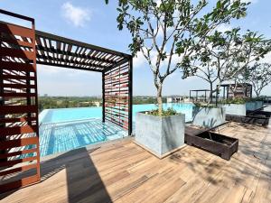Cream Nest Minimalist 2BR 4 pax Medini Legoland