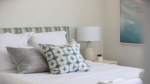 Serendipity Shell Cove