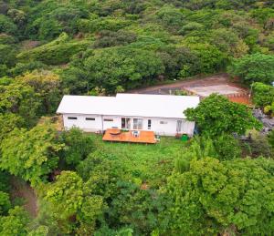 奄美ゲストハウス sou 海と森のテラス 空港車15分 2025年夏オープン