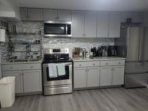 Garden Apartment Near Northwestern