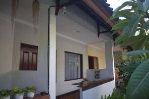 Banana Room Near to Kuta Legian Beach