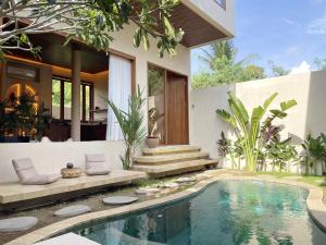 Villa Casablanca - Rooftop and Private Pool Oasis, Kuta Lombok