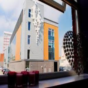 Warm & Cozy 3-Bed Apartment at Kexgill