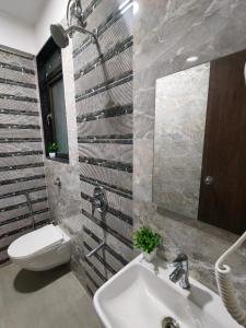 Ivy Urban Cozy 201 Private 1Bhk 3 Min Nesco