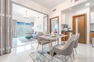 Everluxe Holiday Homes Rental Modern 1BR Intl City