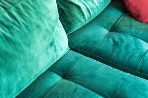 Bright Apartment Near the lake