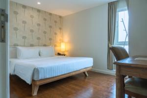 Sabai Sathorn Service Apartment