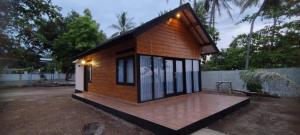 Oreo Beach Villa Kayangan