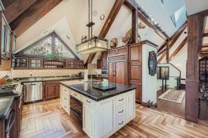 Fairway Drive Retreat home