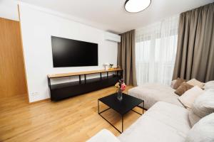 Luxury city center apartment 2- parking included