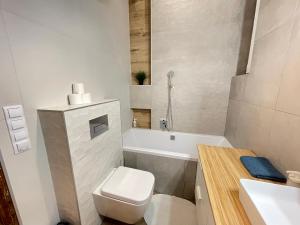 Downtown Spacious Luxury Residency - Top Central