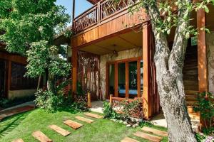 Rocks Beach Boutique