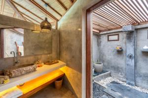 Villa Matisse, Seseh Beach