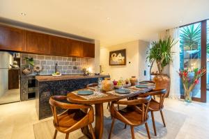 Villa StoneCastle, Canggu