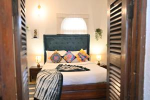 GR Stays WHITE HOUSE 4bhk Private Pool Villa in Calangute