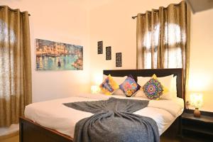 GR Stays WHITE HOUSE 4bhk Private Pool Villa in Calangute