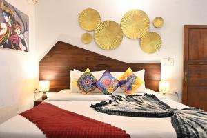 GR Stays WHITE HOUSE 4bhk Private Pool Villa in Calangute