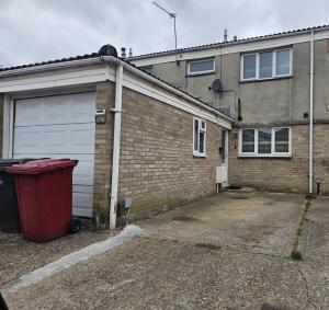 Self-contained Studio Room in Slough