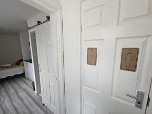 Self-contained Studio Room in Slough