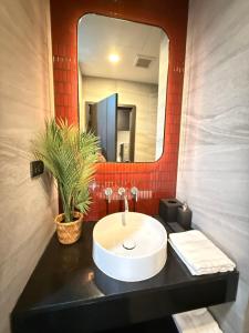 Edge central Pattaya by kansiree