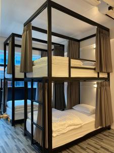 One life Hostel