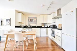 Old Street 2 Bed Flat Next Tube