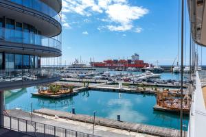 Waterfront Experience