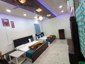 Hotel Veeras