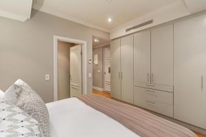 Cape Royale Luxury Apartments by Stay In Luxury