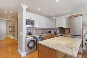 Cape Royale Luxury Apartments by Stay In Luxury