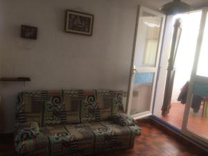 Grand studio avec Véranda à 250m de la plage