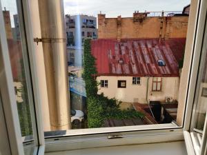 Zizkov Stay - Near City Center