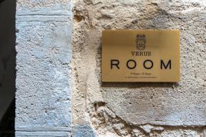 Verus Room