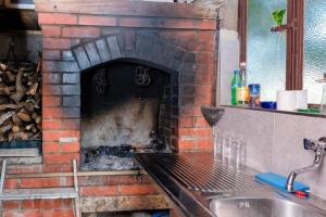 Apartment Sleeps 4 with Patio & Grill