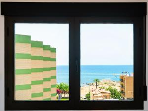 Playa Delicias junto a la Estación con Parking - By Aloja Palma