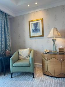 Premium Serviced Apartment at 4 Seasons Hotel Unit 15-30