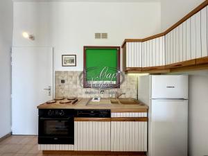 Appartement T2 pour 4 personnes avec terrasse et vue mer proche de la plage du Rayol