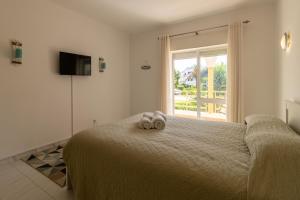 Urban Beach - Pequeno Infante