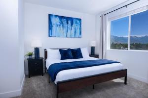 Sugarhouse-1BR 1BA Great Views!