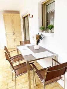 2P renovated apartment, Center, Terrace & Parking