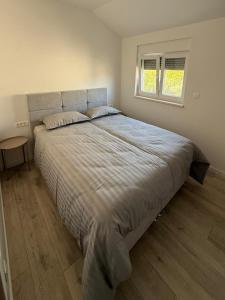 Apartment Mark - Old Town of Sinj view, parking