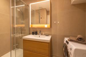 Elegant 1 BR - Palais Royal 2